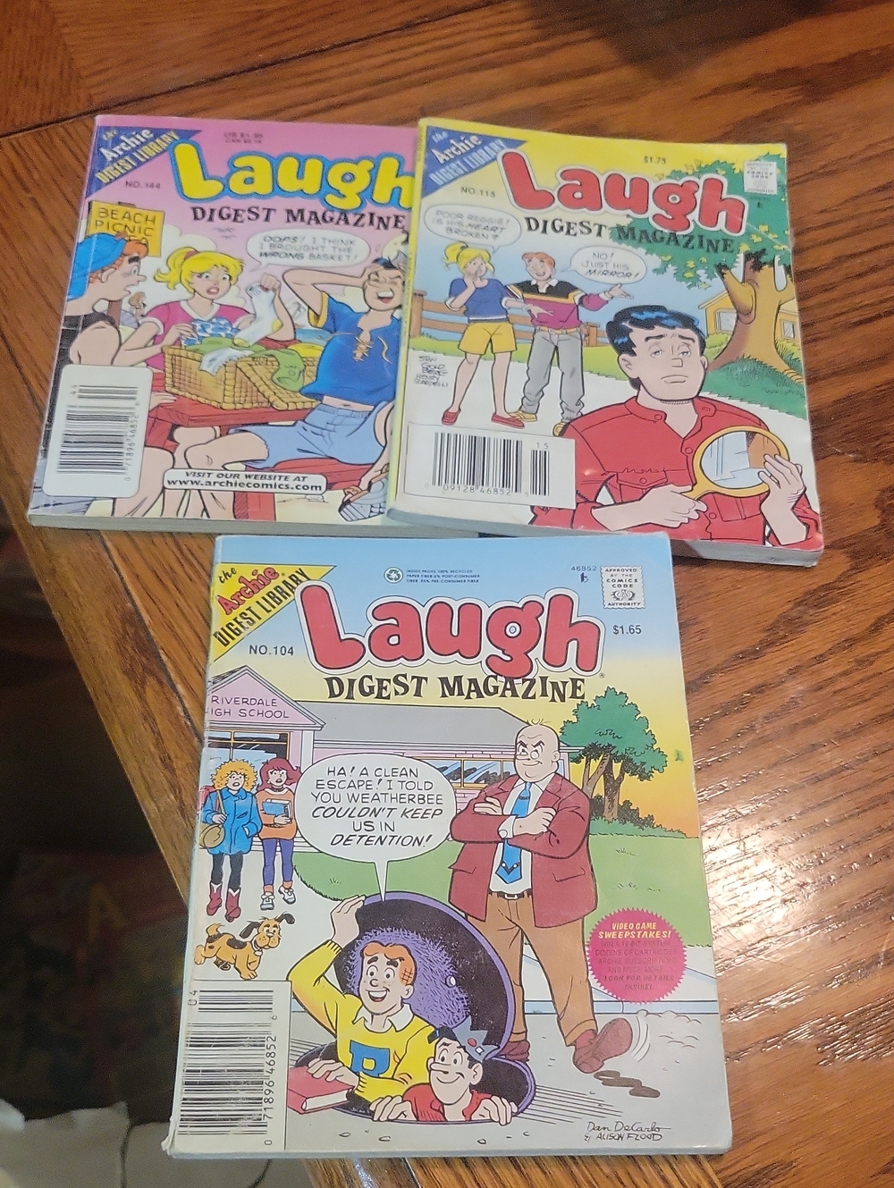 Laugh Digest Magazine~ Archie Comic Bundle